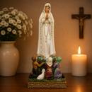 Imagem Nossa Senhora de Fátima com os Três Pastorinhos 20cm em Resina®